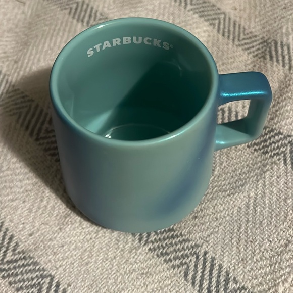 Starbucks 2021 Iridescent Turquoise Blue Ocean Shimmer Pearl Mug - Picture 1 of 3